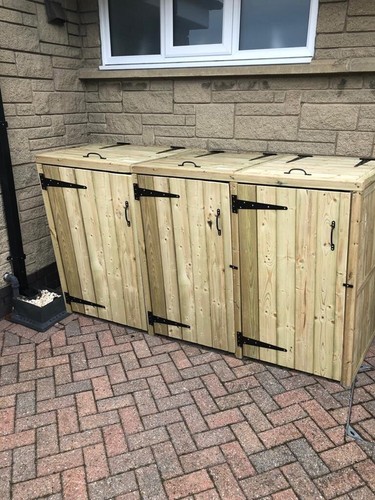 Wheelie bin store triple - triple,